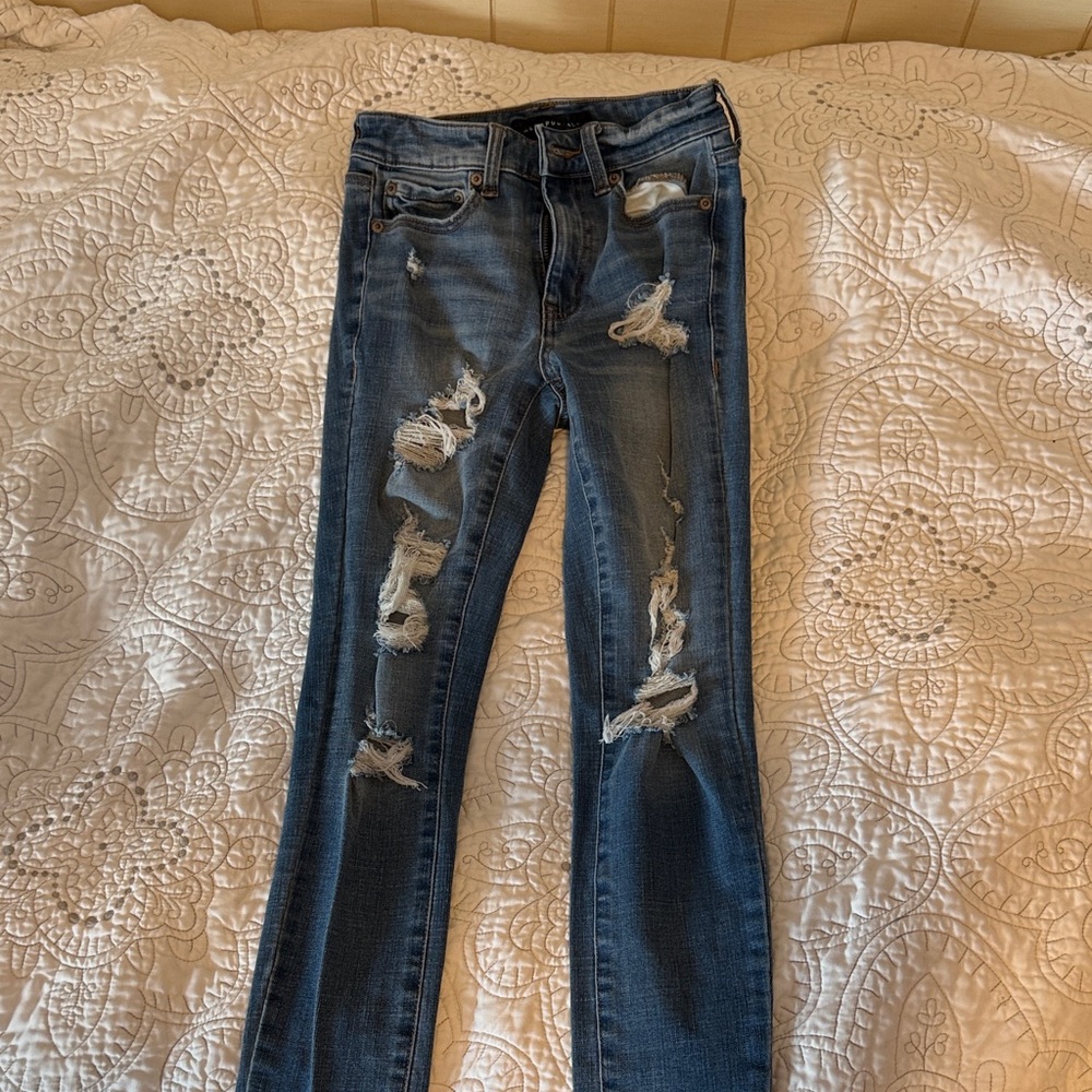 Aeropostale High Rise Distressed Jeans